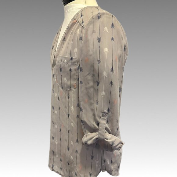 MAURICES Arrow Print Blouse Gray M 8 10 | Career Casual Bohemian Minimalist - Picture 5 of 9